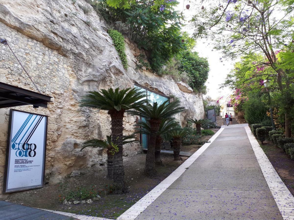 Mari Pintau Hotell Cagliari Exteriör bild